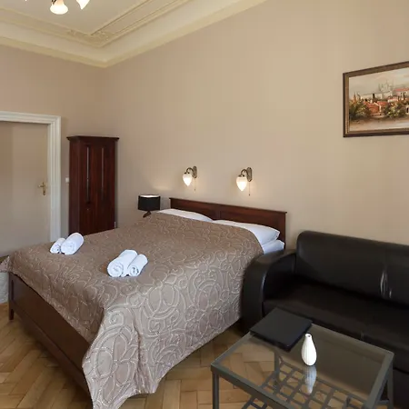Hotel Old Town - Dusni Praag