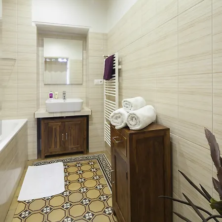 Apartment Old Town - Dusni